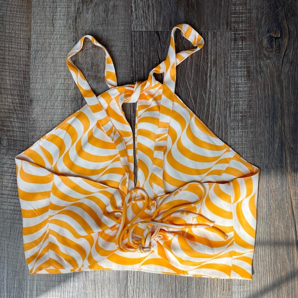 New Zara Top - Picture 2 of 3